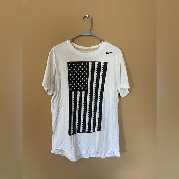Nike U.S. Soccer Tee - Picture 1 of 2